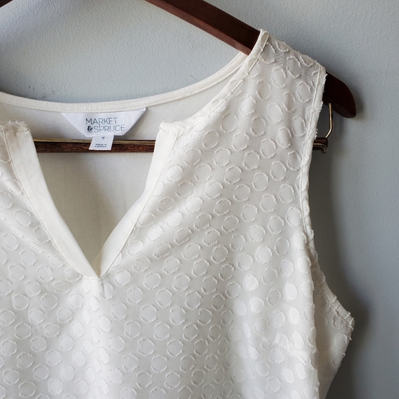 White Sleeveless V-Neck Polkadot Tunic Size Medium - Picture 5 of 15